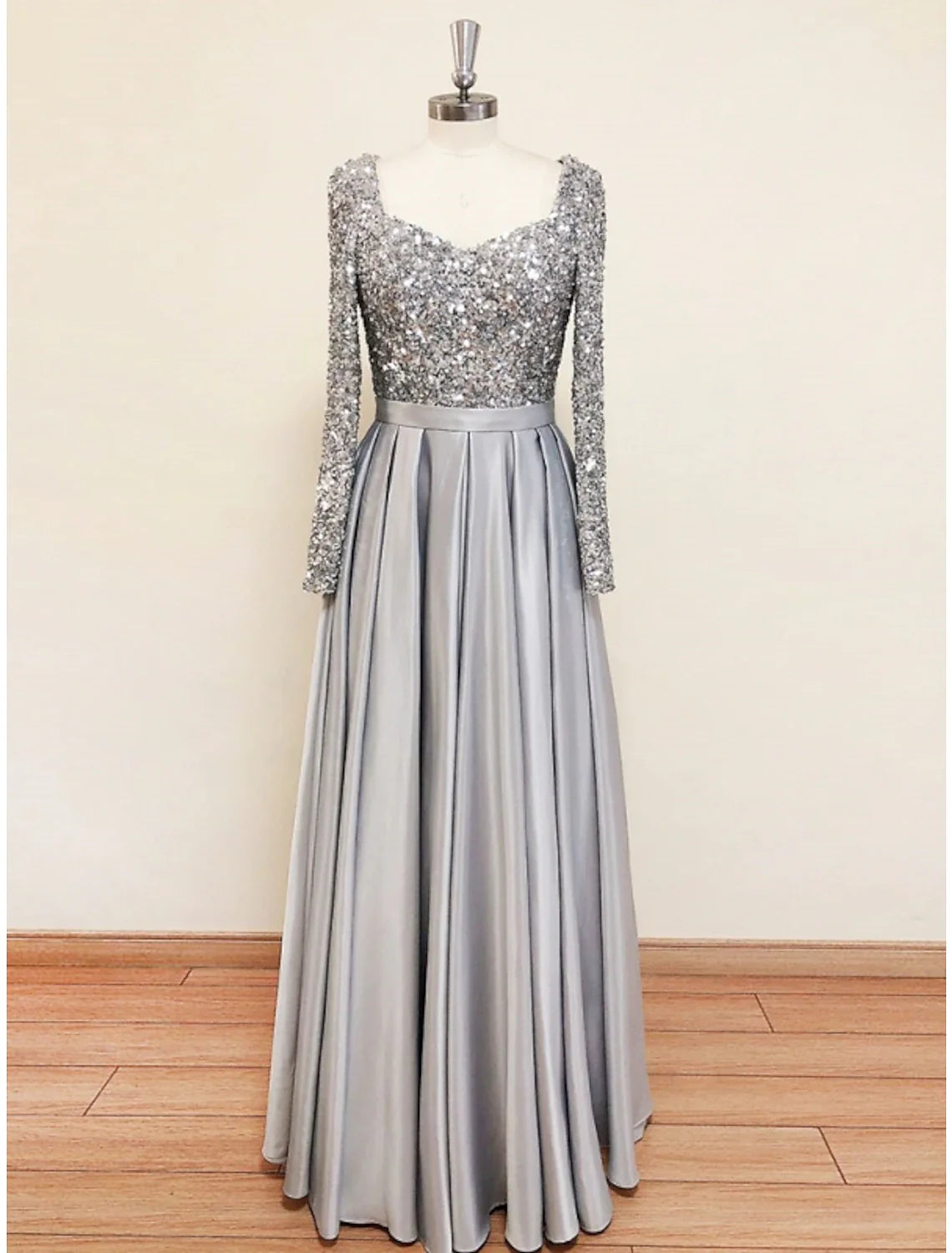 A-Line Evening Gown Sparkle & Shine Black Dress Formal Fall Sweep / Brush Train Long Sleeve Square Neck Satin with Glitter Pleats