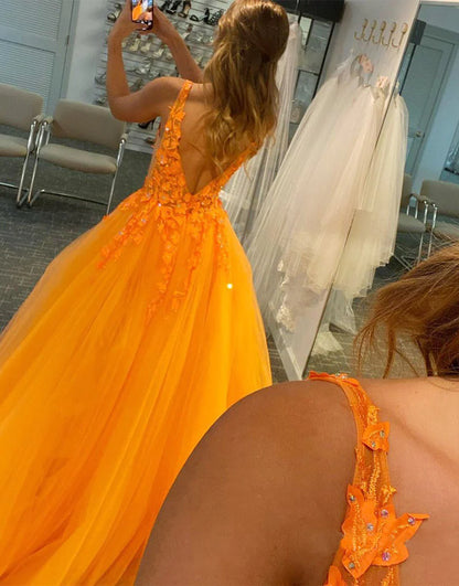 Pink A-Line Deep V-neck Tulle Prom Dress with Appliques
