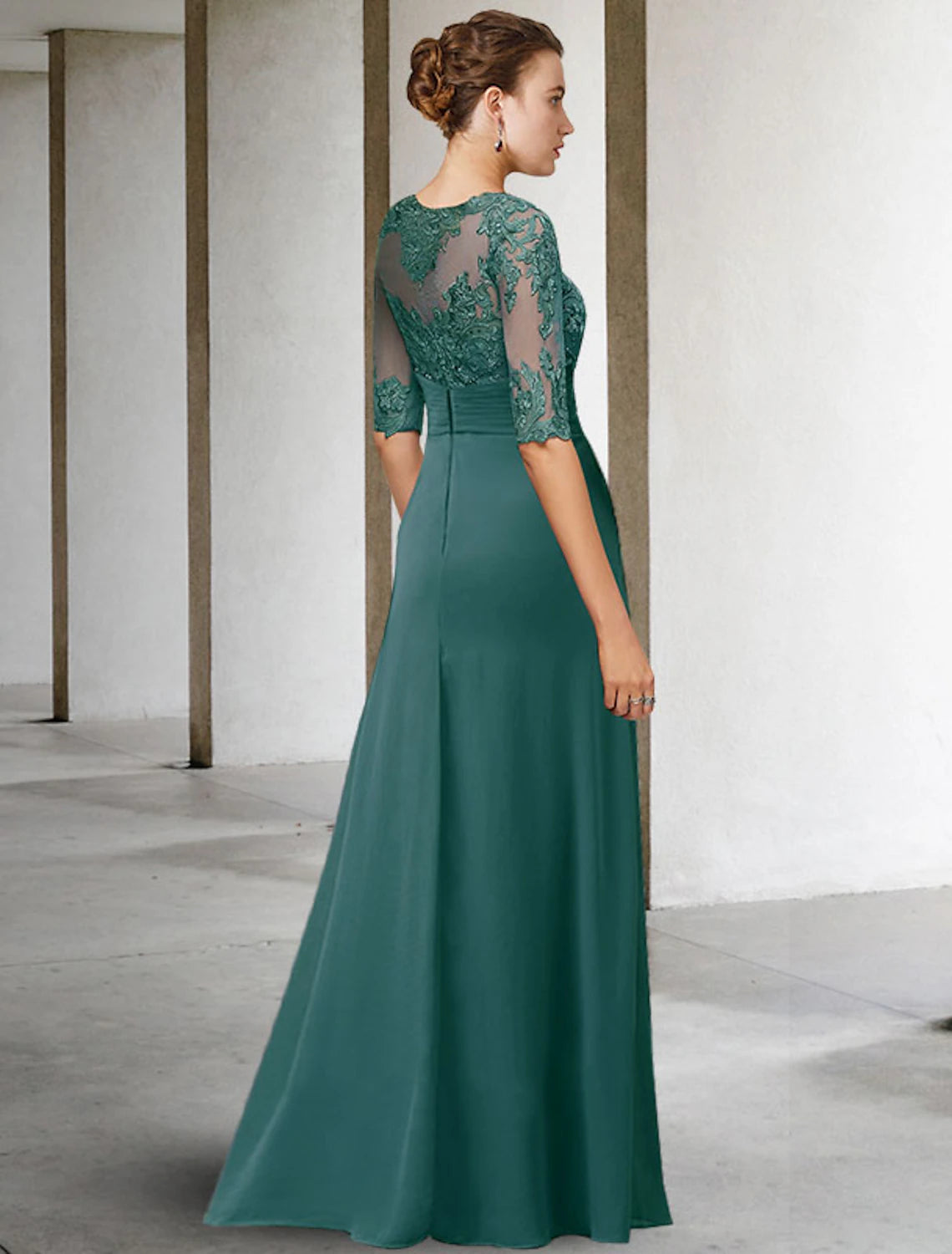 Sheath / Column Mother of the Bride Dress Wedding Guest Jewel Neck Floor Length Chiffon Lace with Appliques