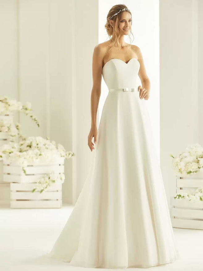 Simple Wedding Dress A-Line Sweetheart Neck Sleeveless Sash Bridal Gowns