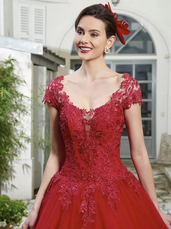 Red Wedding Dresses Tulle Bridal Gown Applique Short Sleeves A-Line Ball Gown