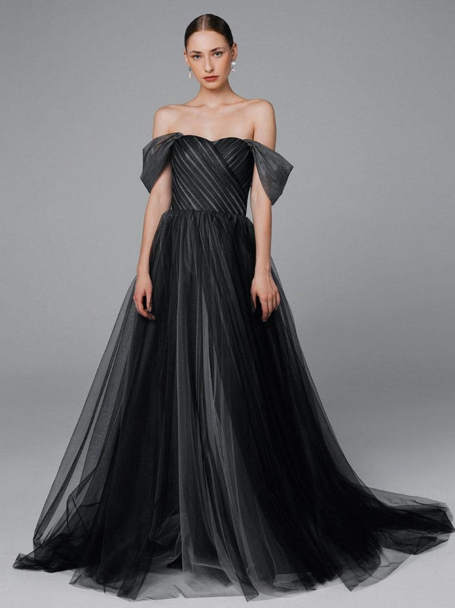 Gothic Black Wedding Dresses A-Line Strapless Sleeveless Backless With Train Lace Bridal Dress