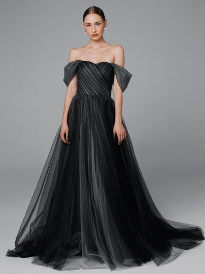 Gothic Black Wedding Dresses A-Line Strapless Sleeveless Backless With Train Lace Bridal Dress