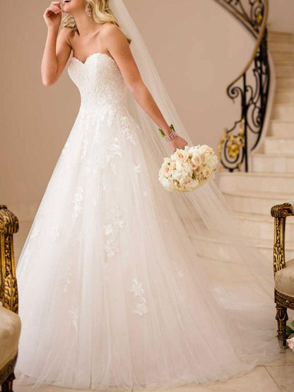 White Simple Princess Ball Gown Wedding Dress A-Line Strapless Sleeveless Backless Lace Bridal Dresses