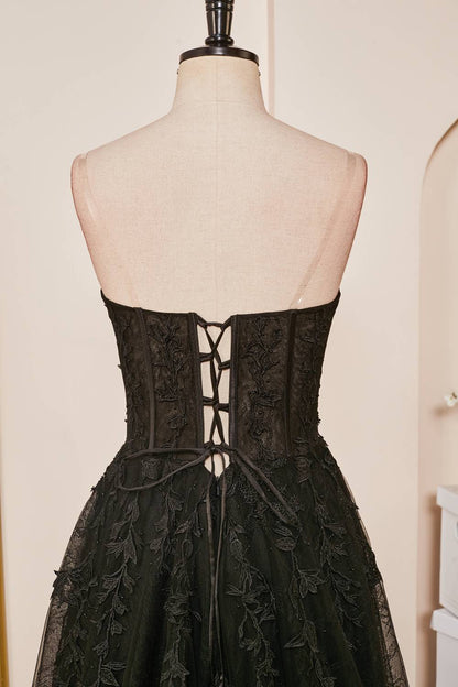 A-Line Sweetheart Black Corset Lace-Up Tulle Long Prom Dress with Appliques