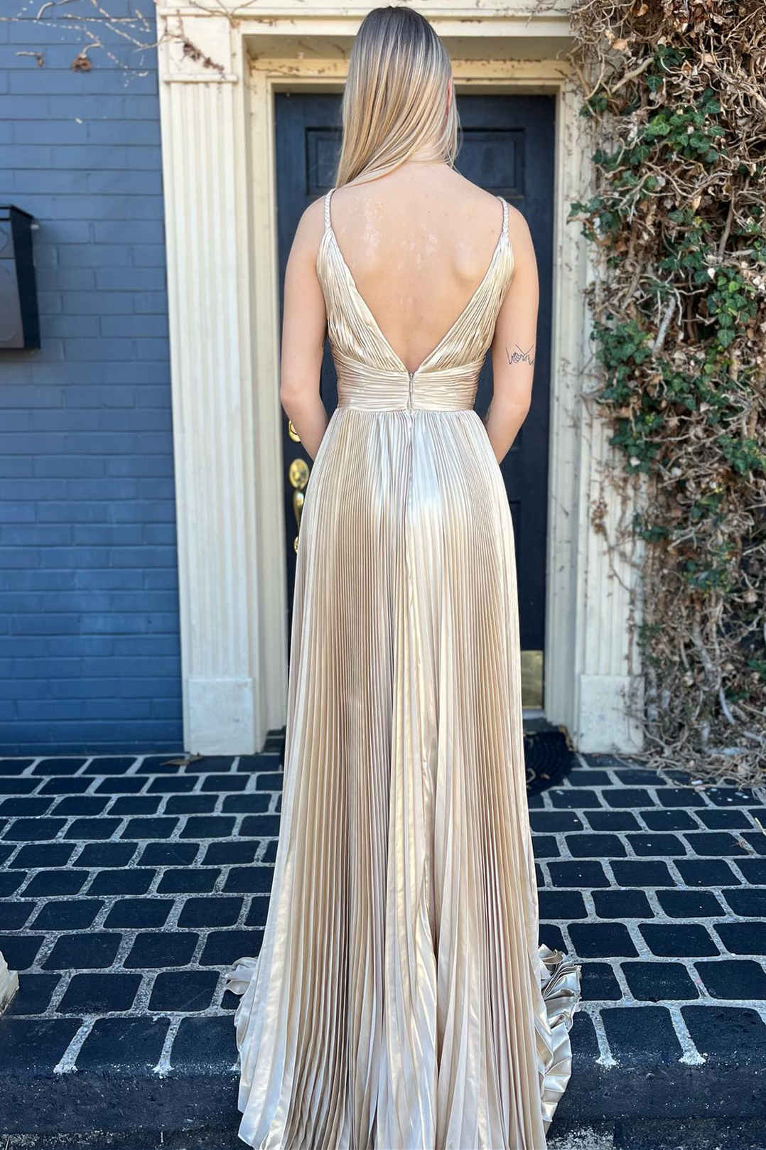 V-Neck Gold Pleated Long Prom Dress