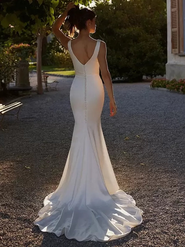 Wedding Dress Satin V-Neck Sleeveless Mermaid Bridal Dresses With Sweep Train