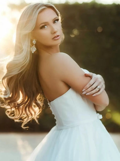 Simple Wedding Dress Satin Fabric Strapless Sleeveless Sash A-Line Bridal Dresses