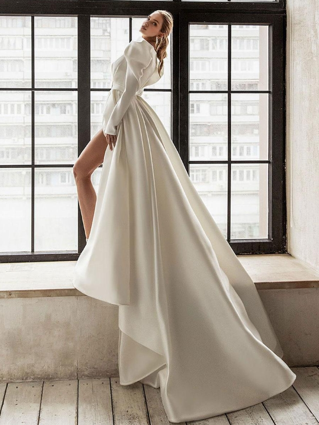 Vintage Wedding Dress Long Sleeves V-Neck A-Line With Train Bridal Gowns With Slit