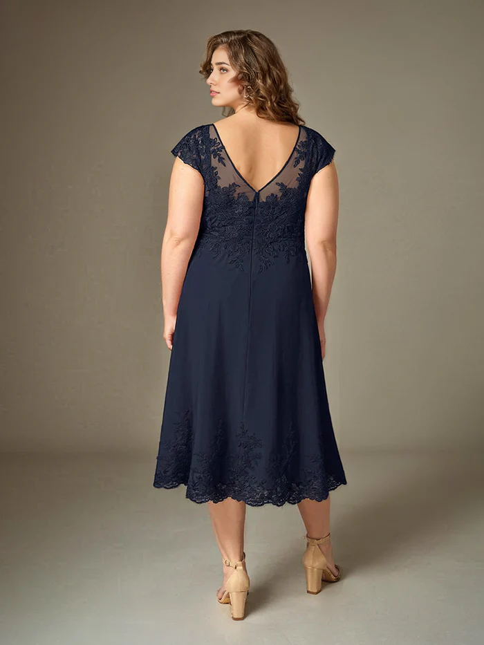 Plus Size Tea Length Chiffon Mother Of The Bride Dress With Lace Appliques