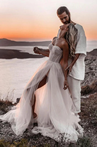 A-Line Sweetheart Ivory Tulle Beach Wedding Dresses with Slit