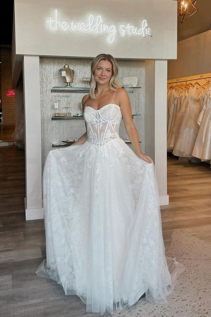 Boho A-Line Strapless Tulle Lace Wedding Dresses with Train
