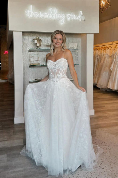 Boho A-Line Strapless Tulle Lace Wedding Dresses with Train