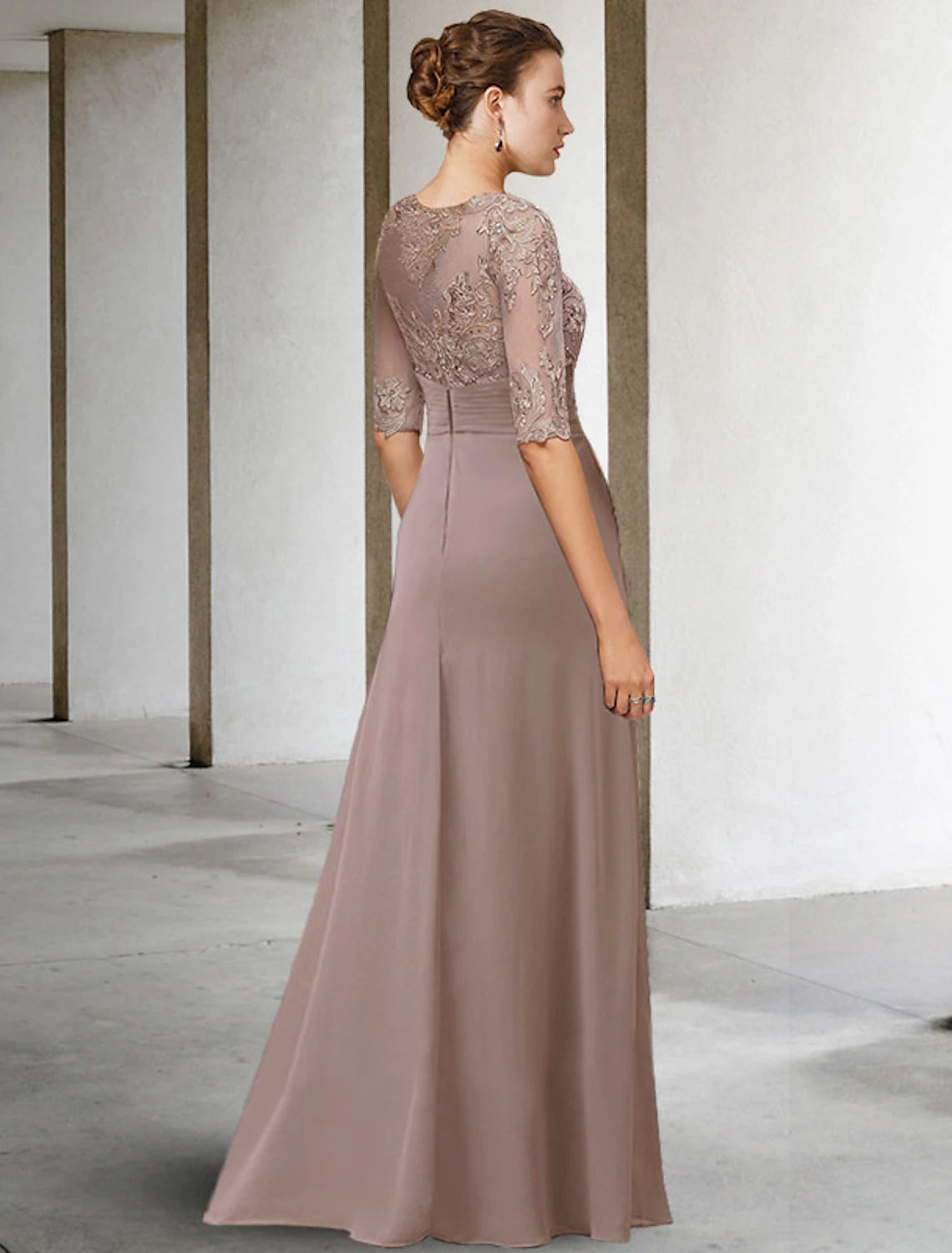 Sheath / Column Mother of the Bride Dress Wedding Guest Jewel Neck Floor Length Chiffon Lace with Appliques