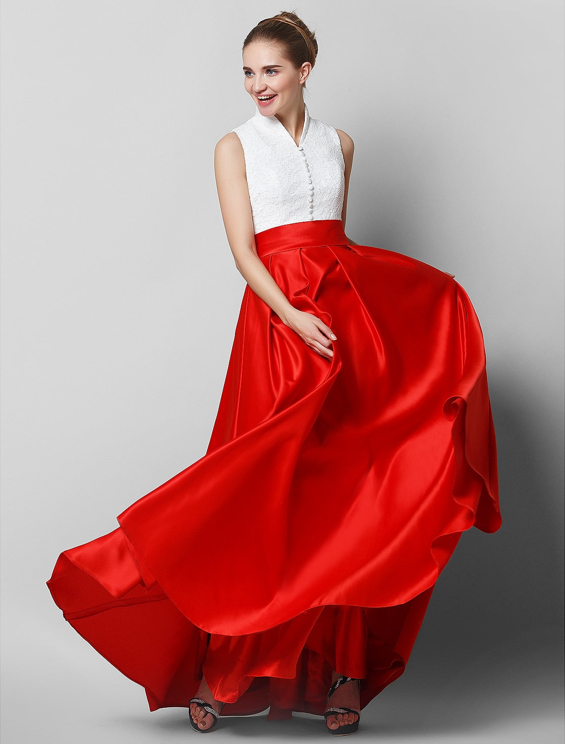 A-Line Formal Evening Black Tie Gala Floor Length Sleeveless High Neck Satin with Pleats
