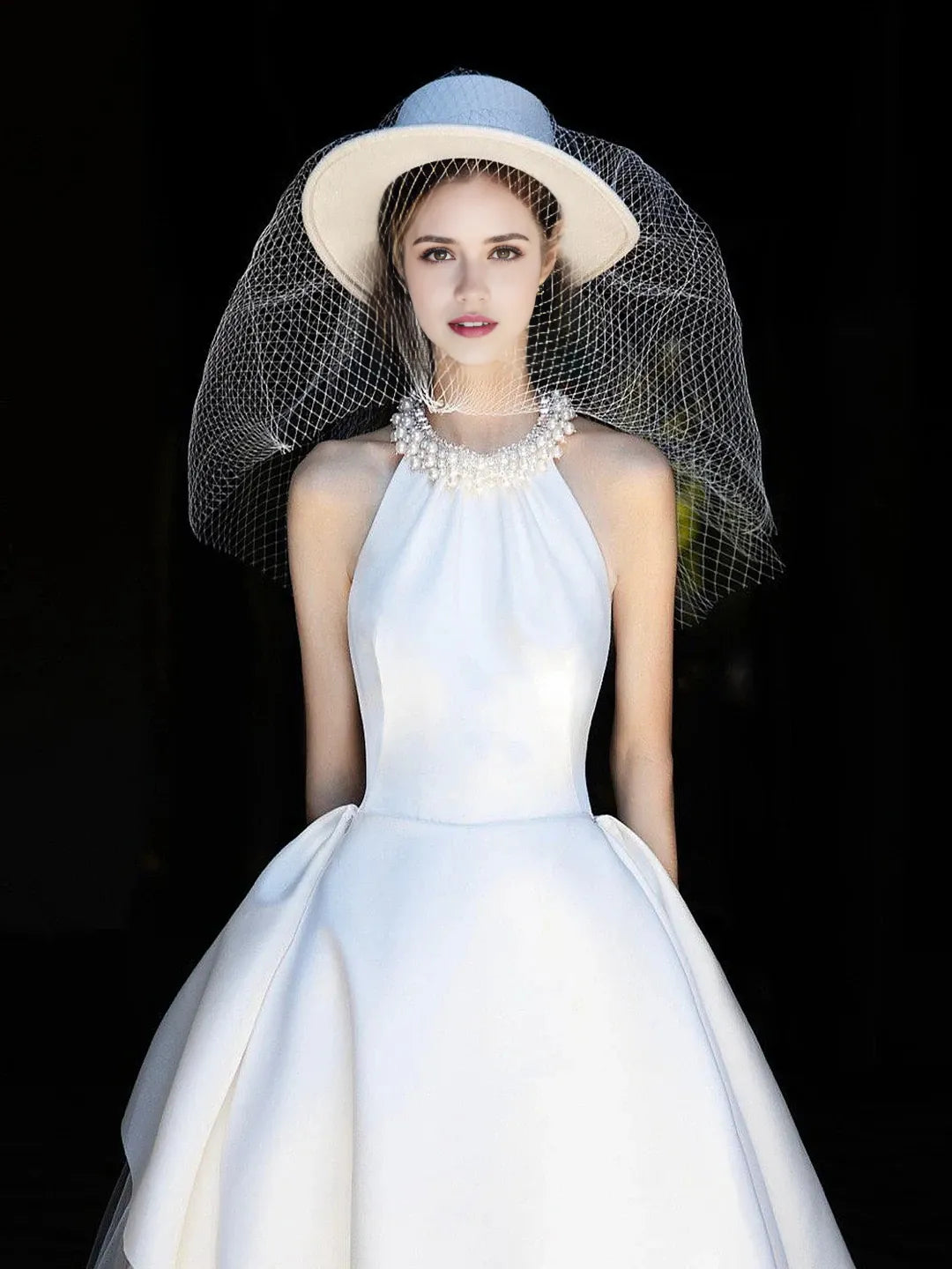 A-Line Princess Halter Sleeveless Floor-Length Wedding Dresses with Jewel Appliques & 3D Flowers