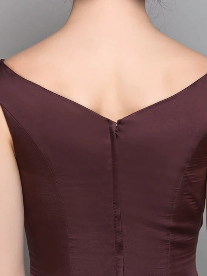 A-Line Mother of the Bride Dress Vintage Inspired V Neck Floor Length Chiffon Sleeveless with Crystals Ruffles Side Draping