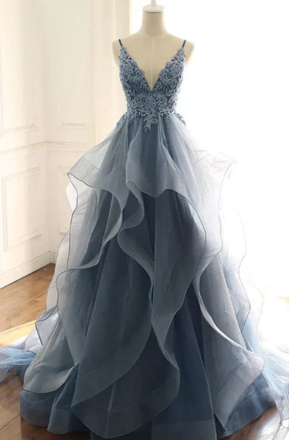Alluring A Line V Neck Sleeveless Tulle Appliques Chapel Train Prom Dress