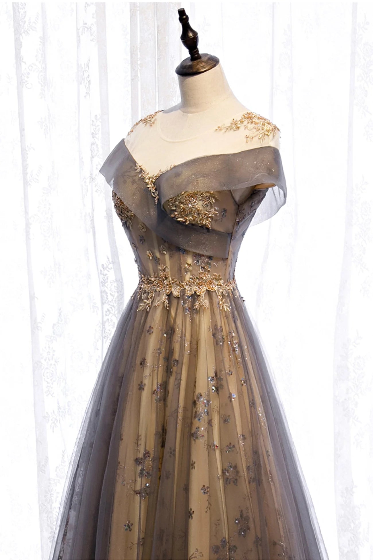 Beautiful A-Line Scoop Neck Sleeveless Lace Up Floor-Length Prom Dress