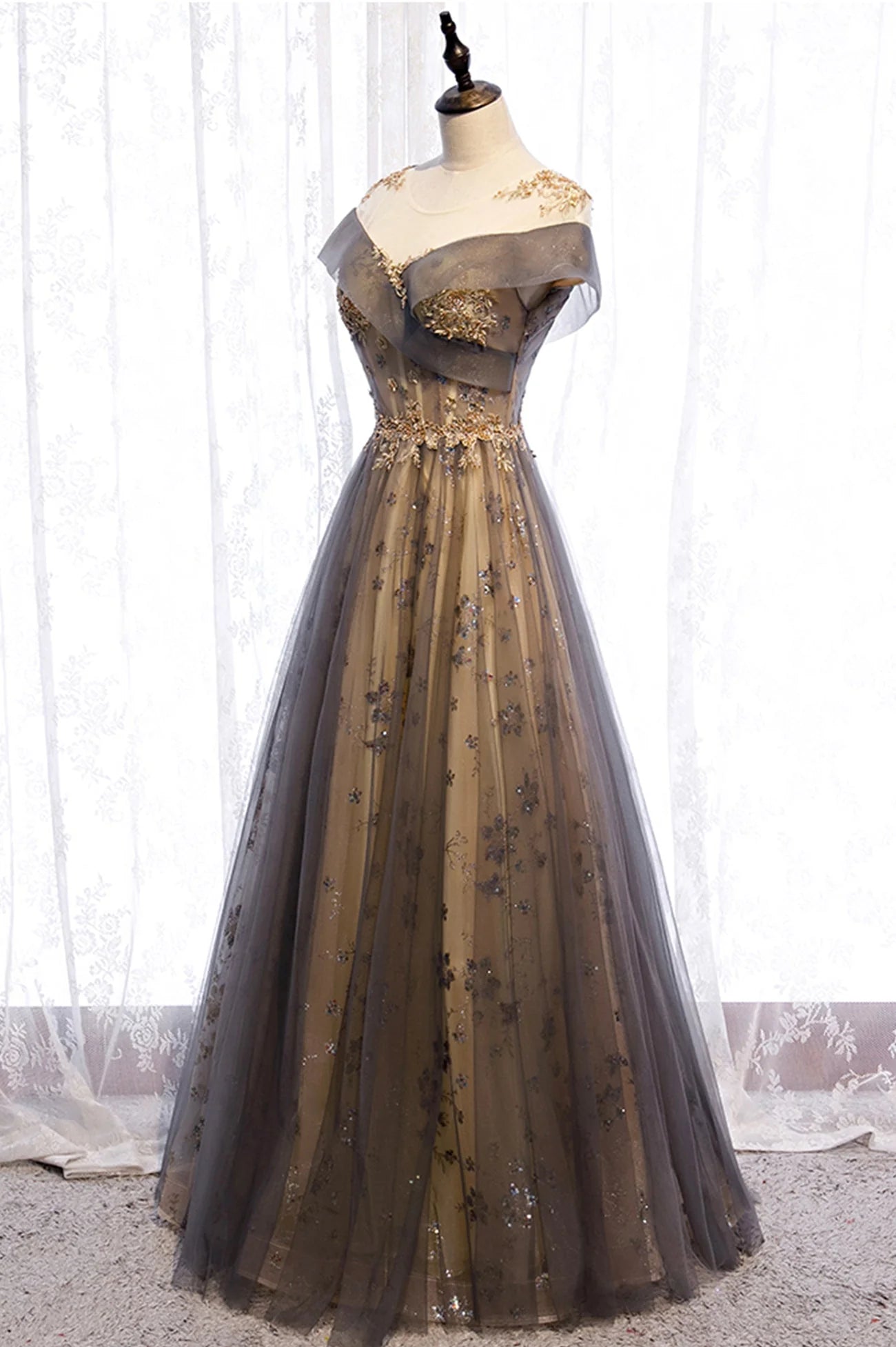 Beautiful A-Line Scoop Neck Sleeveless Lace Up Floor-Length Prom Dress