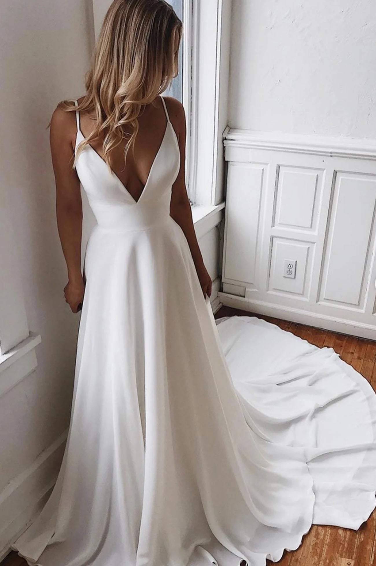 Beautiful A-Line V-Neck Sleeveless V Back Chapel Train Wedding Dress