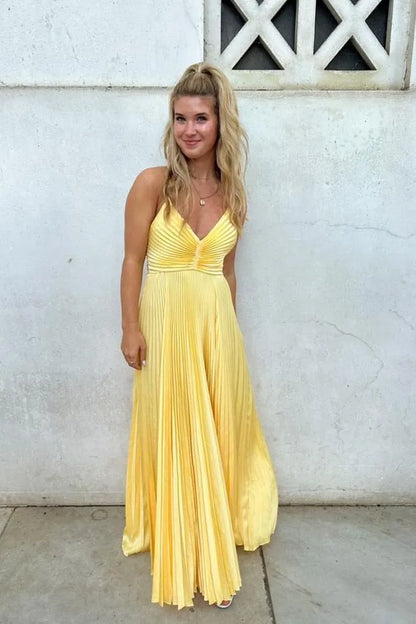Beautiful A-line Spaghetti Straps Sleeveless Backless Pleated Floor-Length Prom Dress
