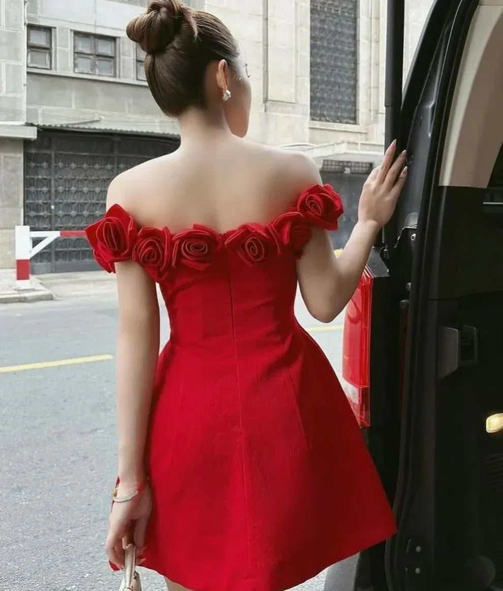 Beautiful Princess Off Shoulder Sleeveless Satin Rose Short Mini Homecoming Dress