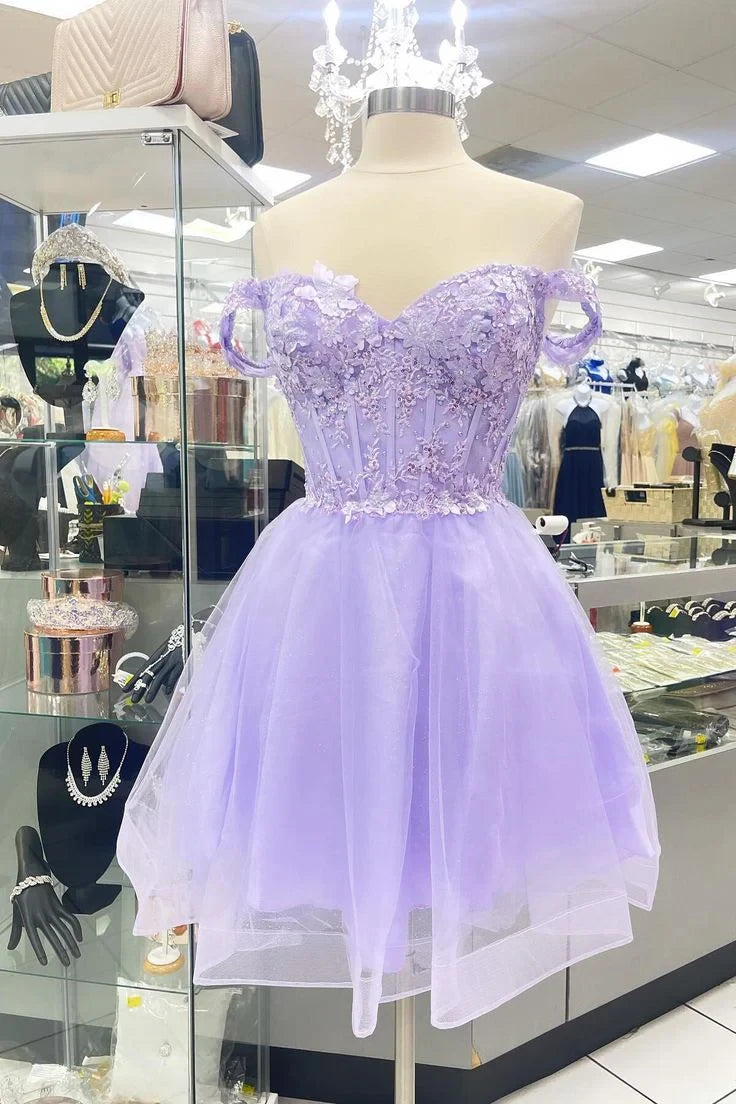 Beautiful A-Line Off-Shoulder Beaded Applique Lace Lavender Short Homecoming Dresses