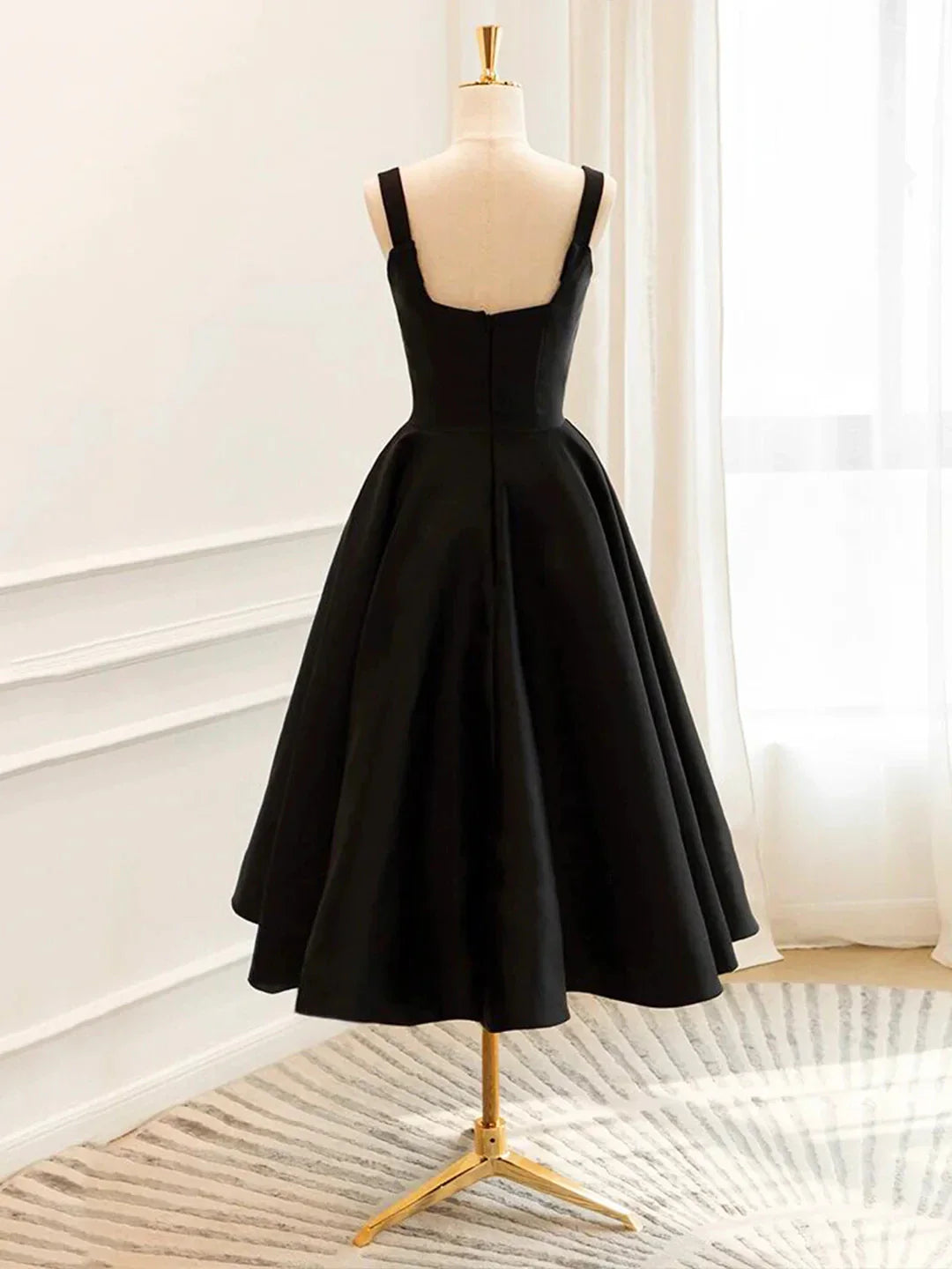 Black Satin Short Prom Dress Simple A-Line Evening Party Dress