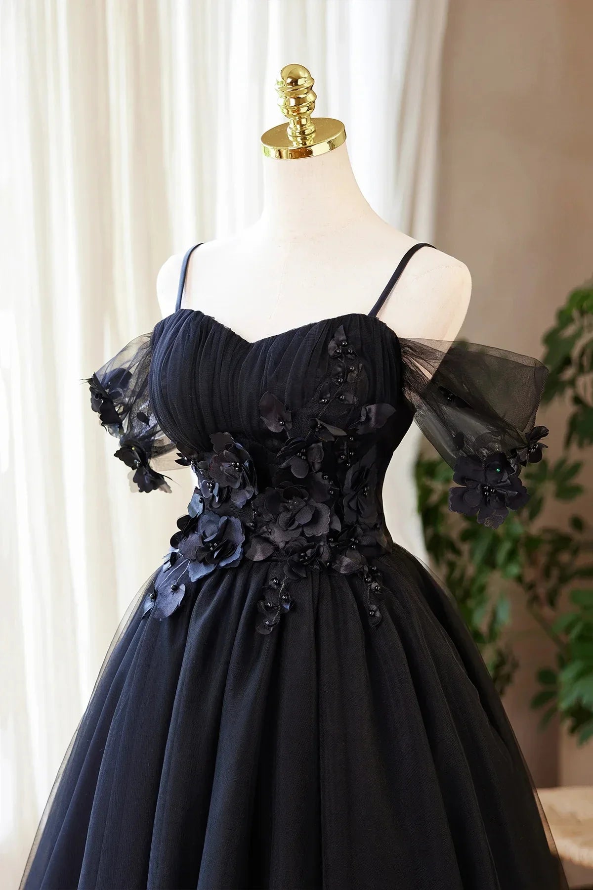 Black Tulle Flowers Short Prom Dress Black A-line Evening Party Dress