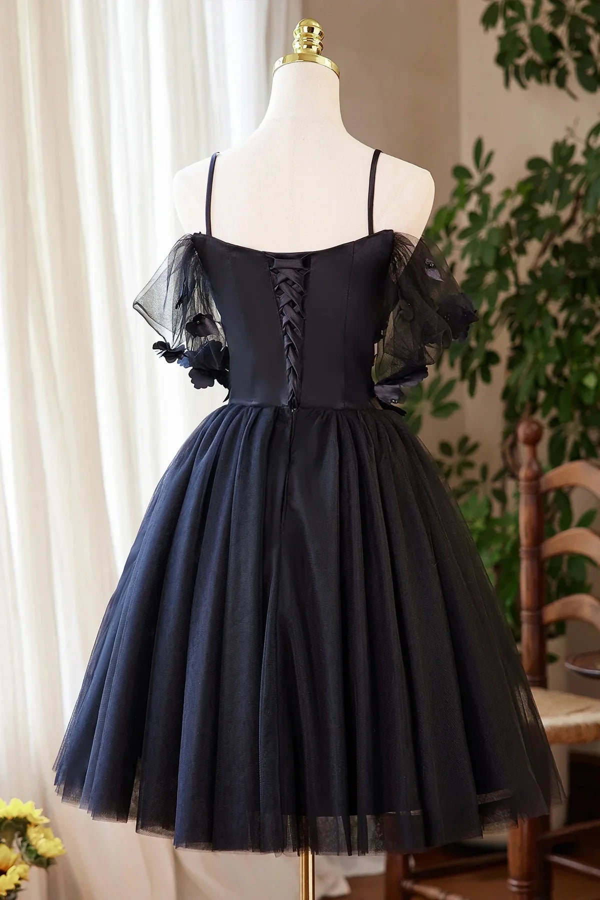 Black Tulle Flowers Short Prom Dress Black A-line Evening Party Dress