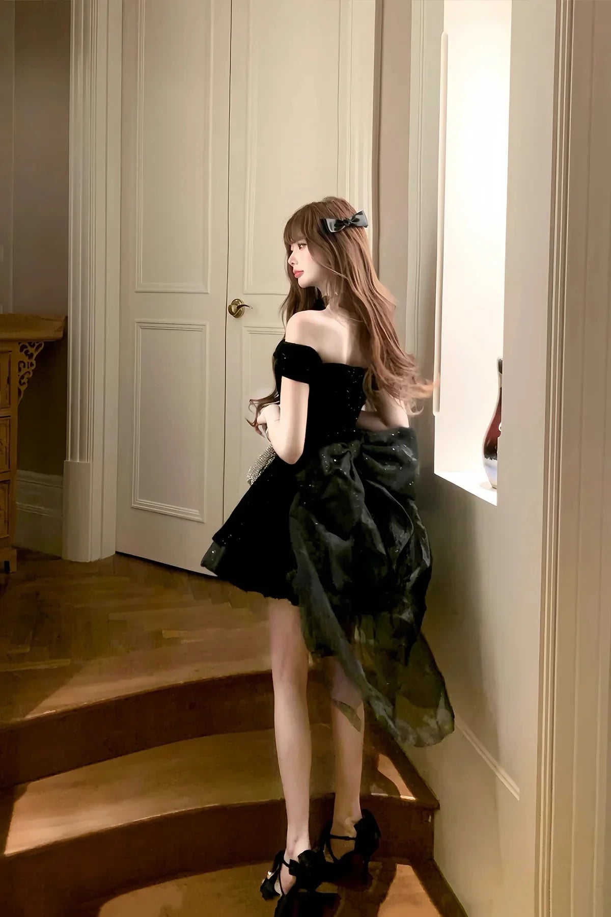 Black Velvet Short A-Line Prom Dress Lovely Off the Shoulder Party Dress