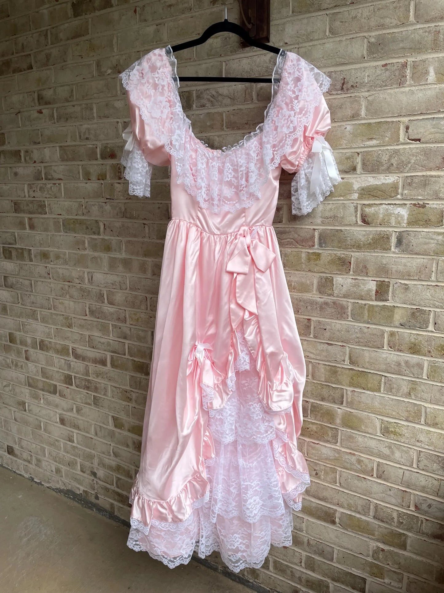 Budget Romantic A-Line Round Neck Ruffled Lace Satin Pink High-Low Prom Dress