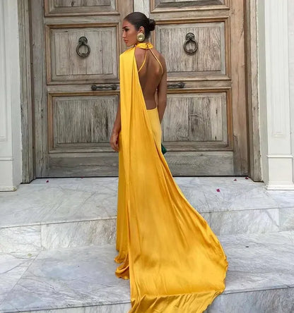Casual Sheath/Column High Neck Sleeveless Satin Backless Floor-Length Prom Dress