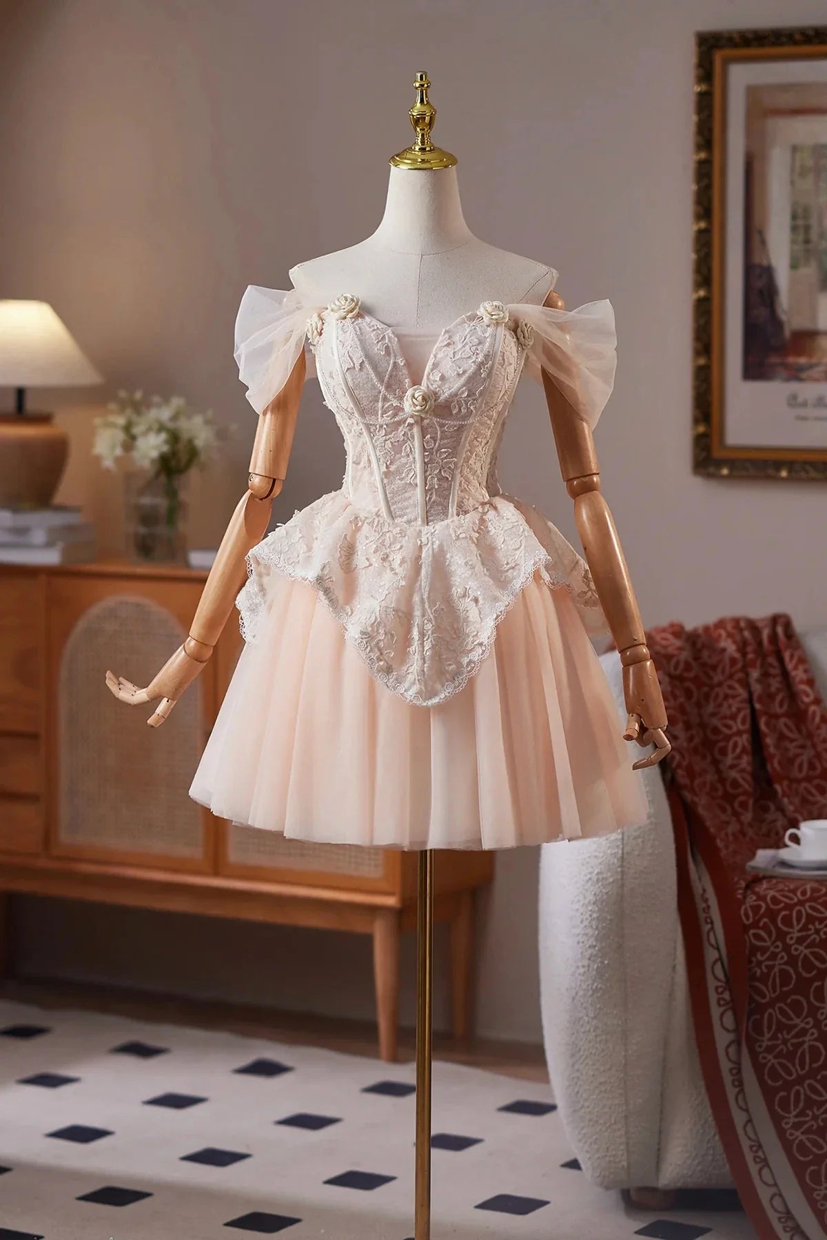 Champagne Tulle Lace Short Prom Dress Off the Shoulder A-Line Party Dress