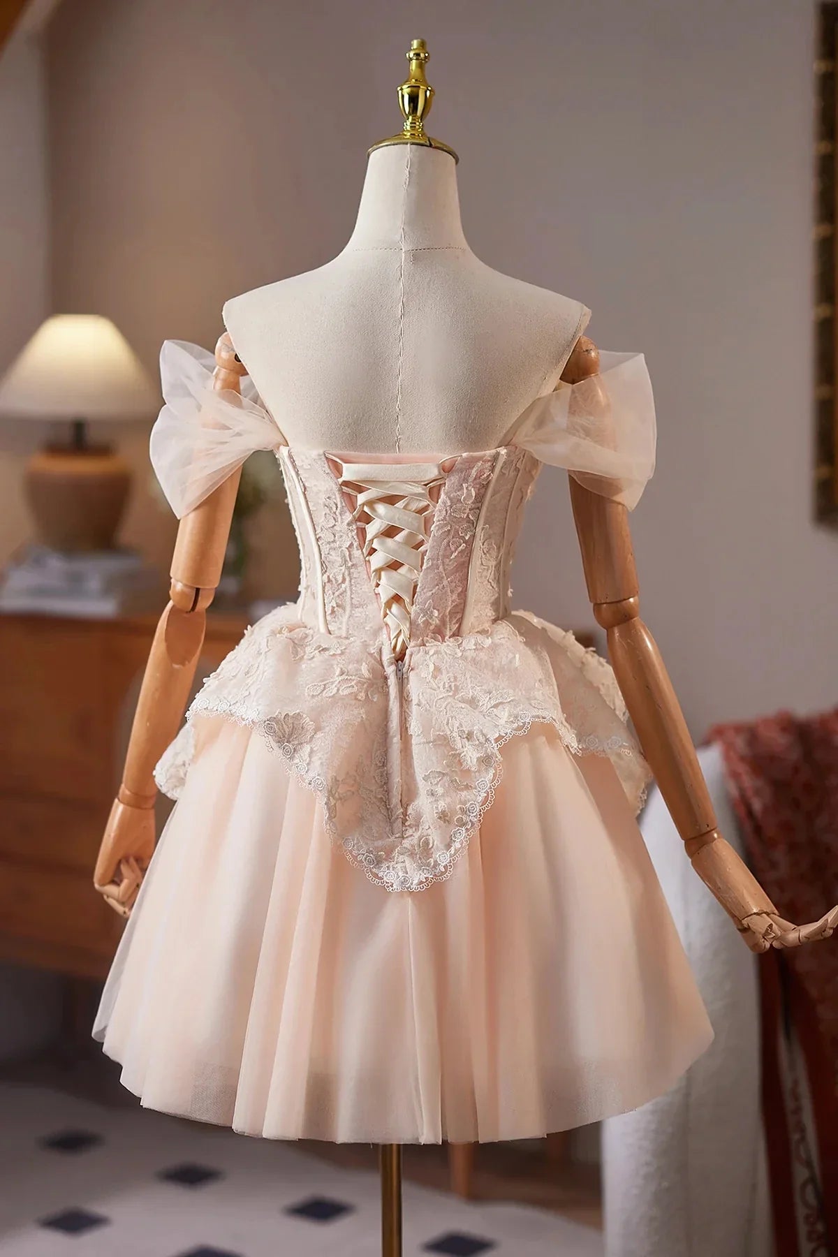 Champagne Tulle Lace Short Prom Dress Off the Shoulder A-Line Party Dress