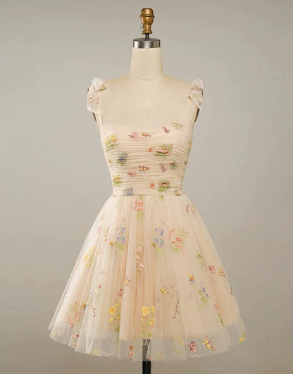 Close-up of the sweetheart neckline and bodice of a green homecoming dress.