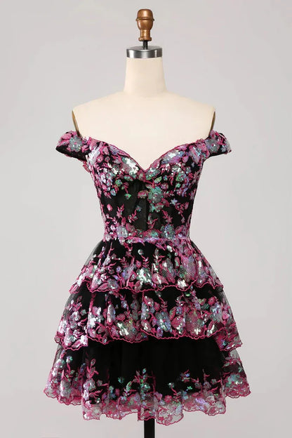 Charming A-Line Sweetheart Spaghetti Strap Closed Back Short Homecoming Dress