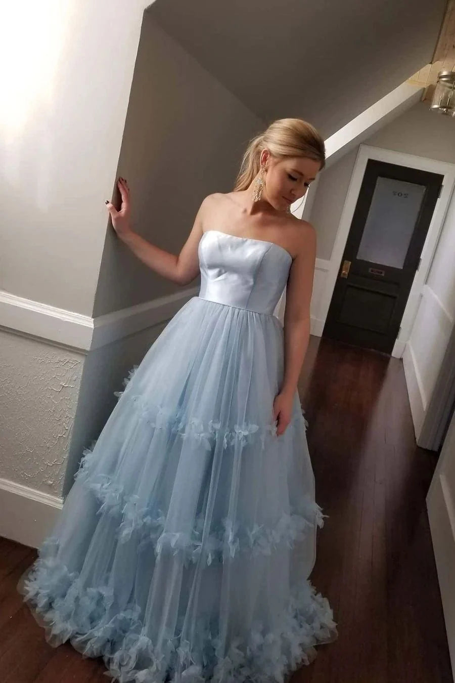 Charming A-Line Strapless Sleeveless Zipper Up Floor-Length Prom Dress