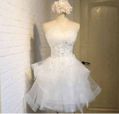 Charming A-line Strapless Sleeveless Tulle Lace Up Short-Mini Homecoming Dress