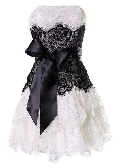 Charming A Line Strapless Sleeveless Lace Short-Mini Homecoming Dress