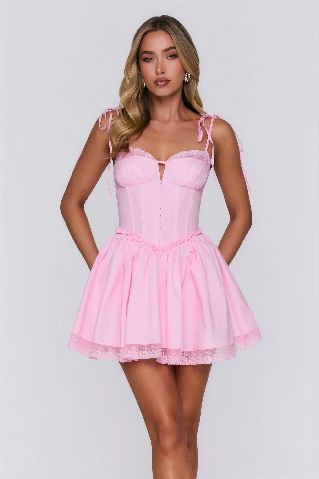 Charming A-Line Sweetheart Corset Lace Trim Pink Mini Homecoming Dress