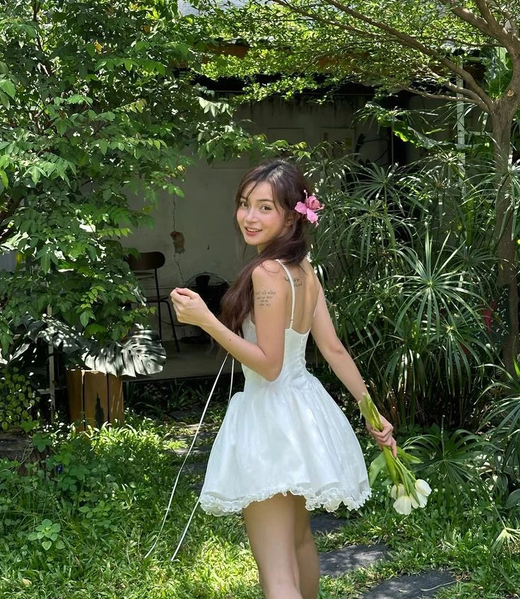 Charming A-Line Sweetheart Ruffled Satin Tulle White Mini Homecoming Dresses