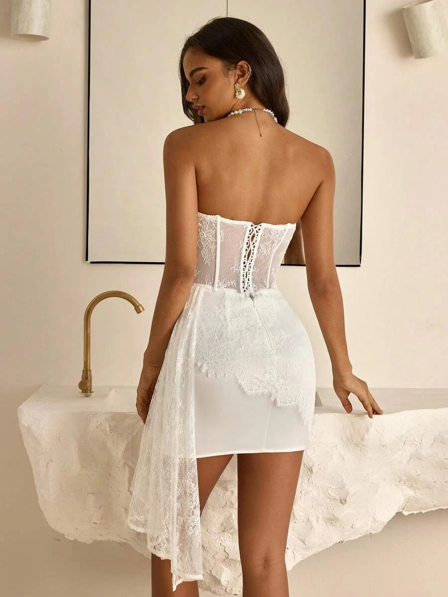 Charming Sheath Strapless Corset Floral Lace White Mini Homecoming Dress With Streamer