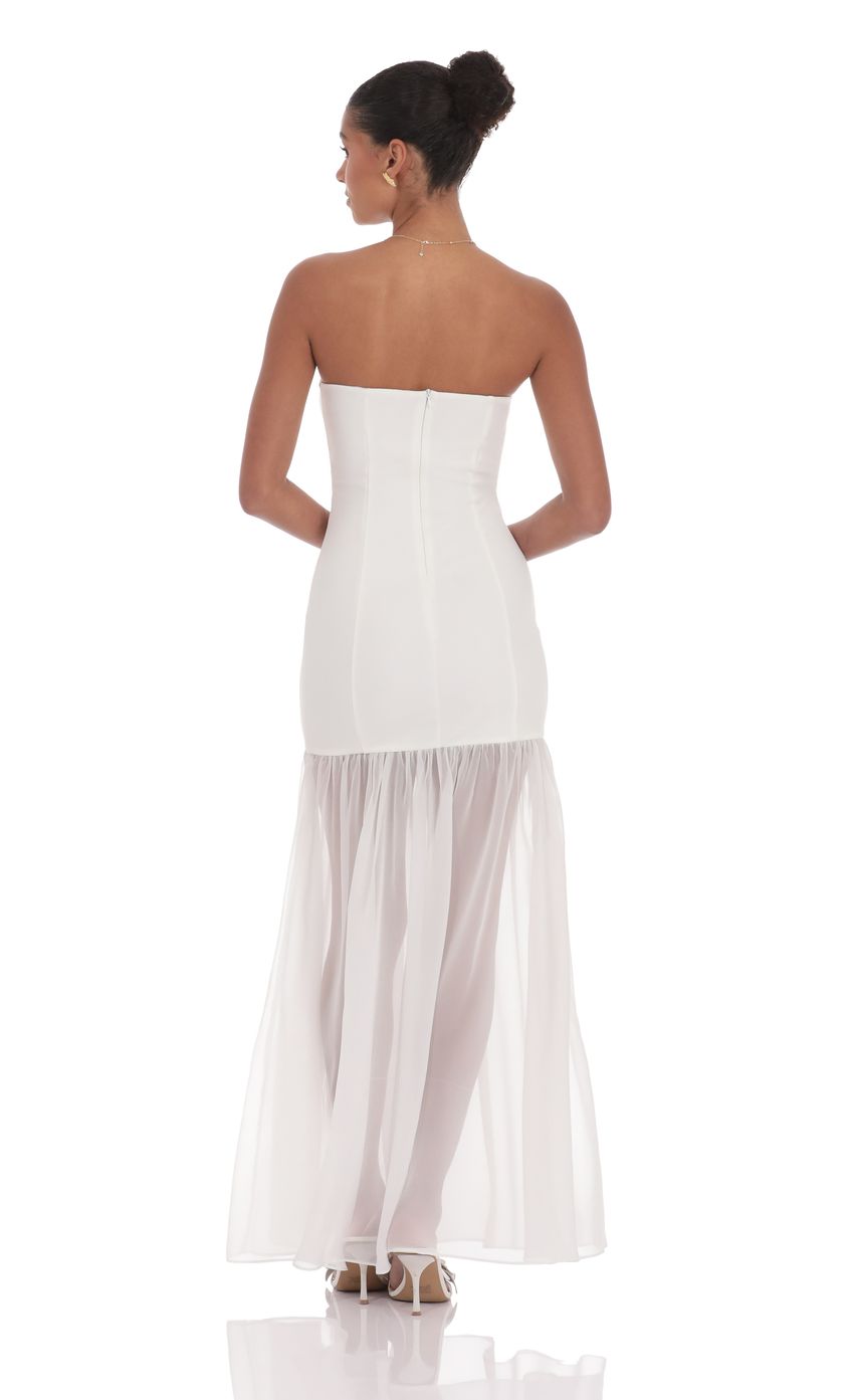 Chic Mermaid Strapless Sleeveless Back-Zip Ivory Layered-Fabric Floor-Length Prom Dresses