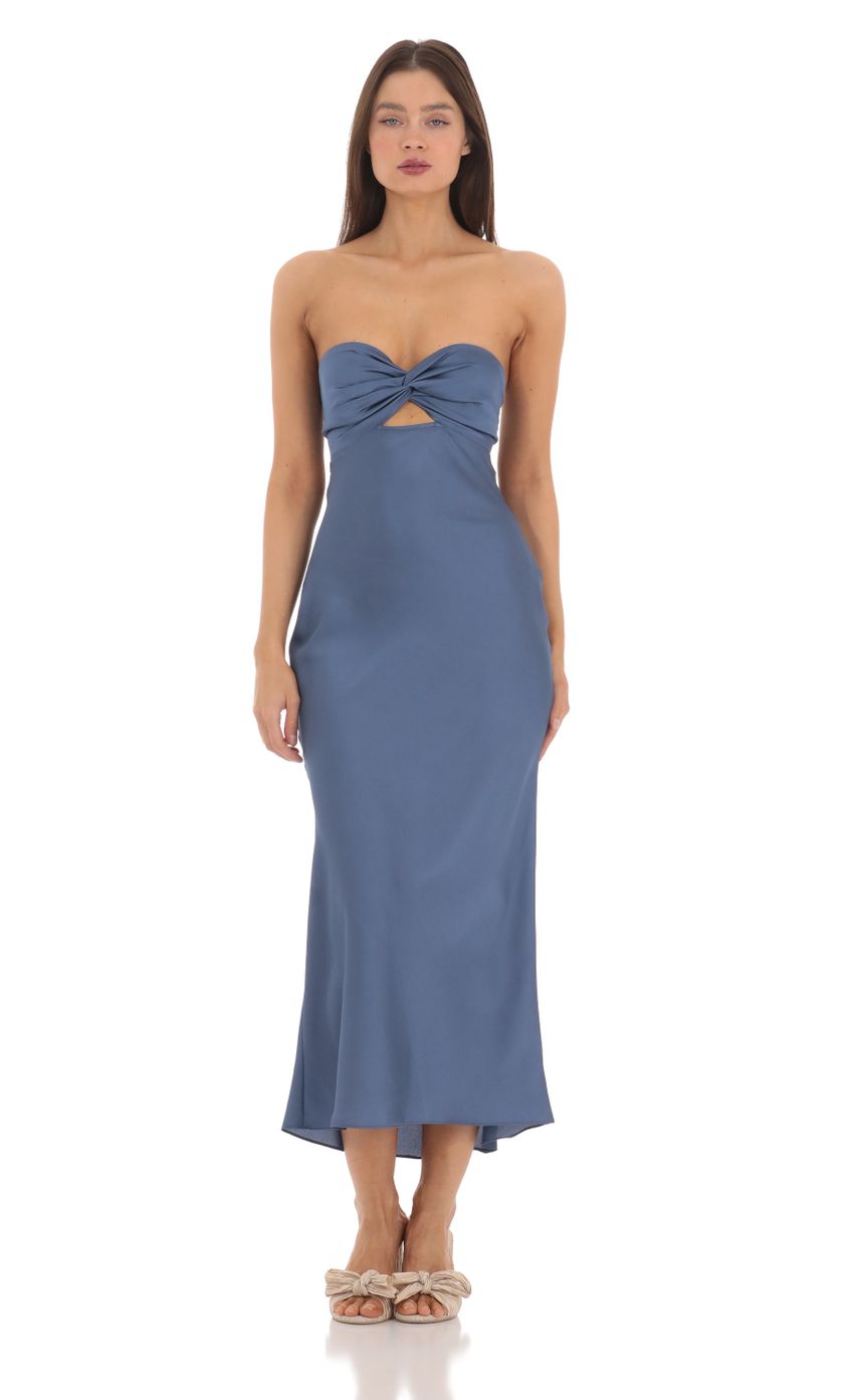 Description This chic prom dress features dusty blue satin fabric: it has a sweetheart neckline, strapless design, form-fitting sheath silhouette, cut-out back (with bow detail),