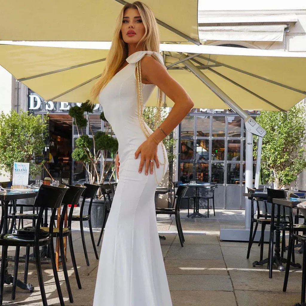 Chic Mermaid One-Shoulder Sleeveless Chain-Accent White Long Prom Dress for Women For Sale