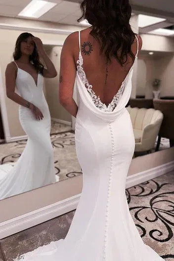 Chic Mermaid V-Neck Cowl Back Lace White Train Wedding Dress With Appliques