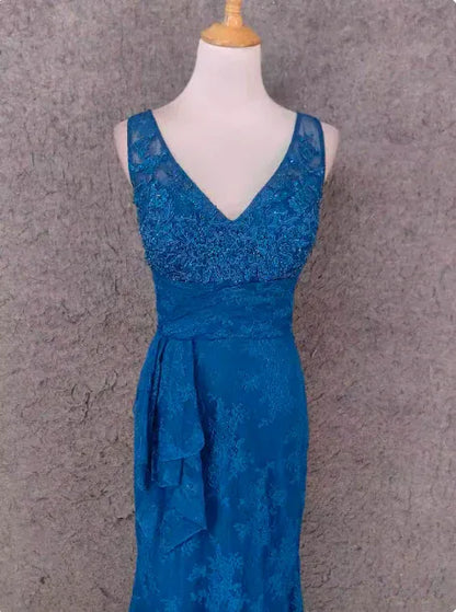 Chic Mermaid V-neck Sleeveless Lace Teal Blue Maxi Prom Dress for Women Hot Sale