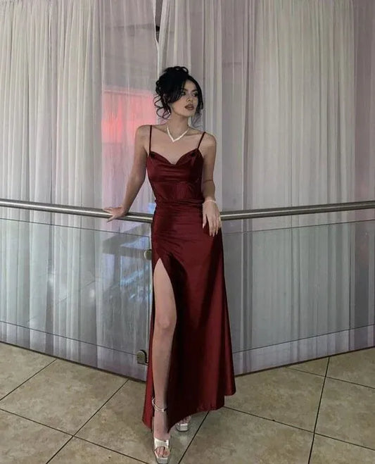 Chic Sheath Sweetheart Sleeveless High-Slit Satin Burgundy Maxi Evening Dress for Women